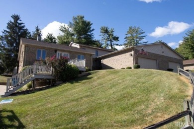 Welcome to this inviting corner condo in the sought-after Oak on Oak Meadow Golf Club in Indiana - for sale on GolfHomes.com, golf home, golf lot