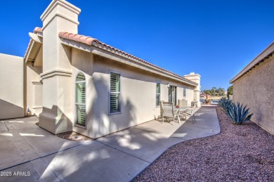 Gorgeous Home on Golf Course & Lake, 2 Bedroom/2 Bath in Main on Palo Verde Golf and Country Club in Arizona - for sale on GolfHomes.com, golf home, golf lot