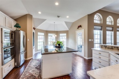 Living is easy in this wonderful one-story home in desirable on Oakmont Country Club in Texas - for sale on GolfHomes.com, golf home, golf lot