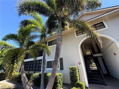 Substantial Price reduction. Welcome to Paradise! a Perfect on Golfview Golf and Racquet Club in Florida - for sale on GolfHomes.com, golf home, golf lot