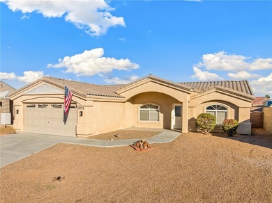 Move-in ready and beautifully updated! This 3BR/2BA 1,439 sq ft on Desert Lakes Golf Course in Arizona - for sale on GolfHomes.com, golf home, golf lot