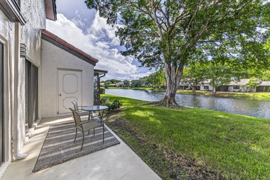 Beautiful 3 Bedroom, 3.5 Bath Condo in Deer Creek Country on Deer Creek Golf Club in Florida - for sale on GolfHomes.com, golf home, golf lot