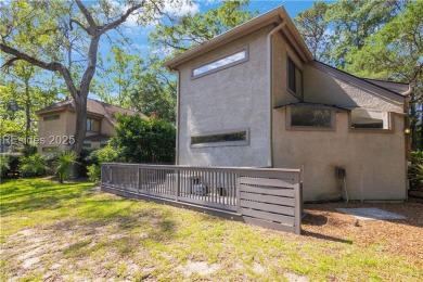 Charming 3BR/3.5BA single-family home in sought-after Shipyard on Shipyard Golf Club in South Carolina - for sale on GolfHomes.com, golf home, golf lot