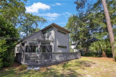 Charming 3BR/3.5BA single-family home in sought-after Shipyard on Shipyard Golf Club in South Carolina - for sale on GolfHomes.com, golf home, golf lot