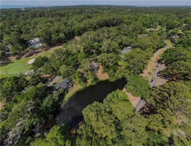 Charming 3BR/3.5BA single-family home in sought-after Shipyard on Shipyard Golf Club in South Carolina - for sale on GolfHomes.com, golf home, golf lot