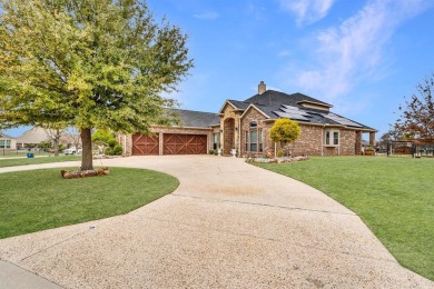 Step right off the 9th hole into your backyard for a barbecue! on The Golf Club at Resort Eagle Mountain Lake in Texas - for sale on GolfHomes.com, golf home, golf lot