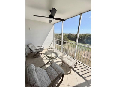 Seldom available, beautiful, and spacious 1 Bedroom/ ! Bathroom on Palm-Aire Country Club and Resort - The Oaks in Florida - for sale on GolfHomes.com, golf home, golf lot