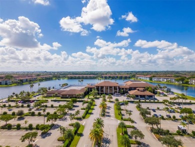 Move-in ready 55+ 2/2.The modern kitchen boasts stainless steel on Flamingo Lakes Country Club in Florida - for sale on GolfHomes.com, golf home, golf lot