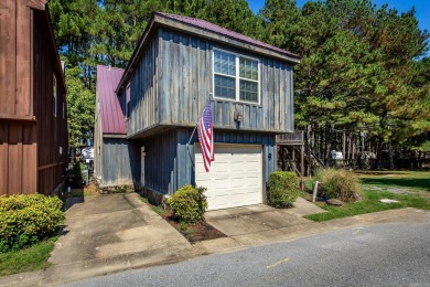 Adorable River Community just a short distance from Swinging on Riverland Country Club in Arkansas - for sale on GolfHomes.com, golf home, golf lot