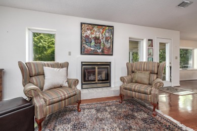Now on the Market with a hefty Flooring Concession!  2 Dominar on Balboa Golf Course in Arkansas - for sale on GolfHomes.com, golf home, golf lot