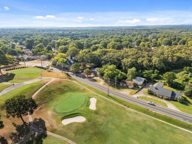 Enjoy golf course living in this fully remodeled home located in on Conway Country Club in Arkansas - for sale on GolfHomes.com, golf home, golf lot