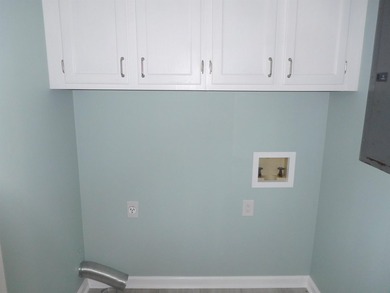 This stunning 3 bedroom, 2.5 bath home has been completely on Cherokee National Golf and Country Club in South Carolina - for sale on GolfHomes.com, golf home, golf lot