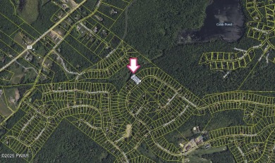 Dreaming of a Pocono escape without the hefty price tag? This on The Hideout Golf in Pennsylvania - for sale on GolfHomes.com, golf home, golf lot