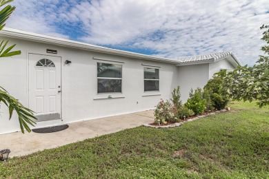 ROOF is 2018! Enjoy every sunny day in this delightful villa on Leisureville Community Golf Course in Florida - for sale on GolfHomes.com, golf home, golf lot