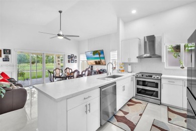 Spectacular remodeled, golf front 3 BR, 2 bath single family on Grand Palms Hotel and Golf Resort in Florida - for sale on GolfHomes.com, golf home, golf lot