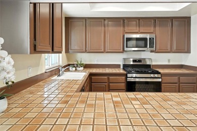 Discover this charming 2-bedroom, 2-bath home with an attached on Friendly Valley Golf Course in California - for sale on GolfHomes.com, golf home, golf lot