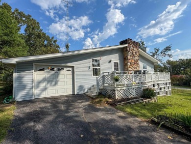 This lovely two-bedroom, two-bathroom home is conveniently on The Course At Turkey Mountain in Arkansas - for sale on GolfHomes.com, golf home, golf lot