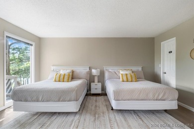 WELL ESTABLISHED NIGHTLY RENTAL NEARLY $50,000 / YEAR!!! on The Oaks Golf Course in Missouri - for sale on GolfHomes.com, golf home, golf lot