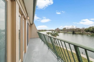 CONDO ON BAYOU ST JOHN !! 2 bedrooms, 2 bathrooms, recent on The North Course At City Park in Louisiana - for sale on GolfHomes.com, golf home, golf lot