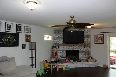 Welcome home to 1314 E Todd Street, in a prime location right on Pine Hills Country Club in Louisiana - for sale on GolfHomes.com, golf home, golf lot