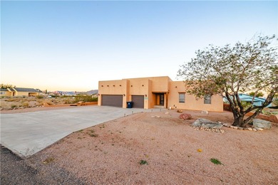 This HOME has majestic panoramic views of the Cerbat, Hualapai on Valle Vista Golf Course in Arizona - for sale on GolfHomes.com, golf home, golf lot