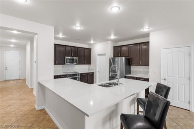 Beautiful move-in ready single story home with 3 beds, 2.5 baths on Mountain Falls Golf Course in Nevada - for sale on GolfHomes.com, golf home, golf lot