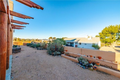 This HOME has majestic panoramic views of the Cerbat, Hualapai on Valle Vista Golf Course in Arizona - for sale on GolfHomes.com, golf home, golf lot