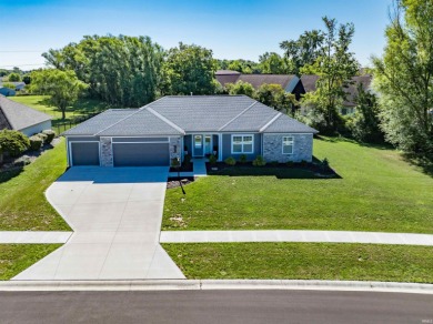 Like-New 3 bedroom, 2 bath open concept ranch in the coveted on Bridgewater Golf Club in Indiana - for sale on GolfHomes.com, golf home, golf lot