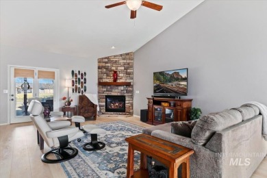 This stunning, well maintained single-level home features 4 on Lakeview Golf Club in Idaho - for sale on GolfHomes.com, golf home, golf lot