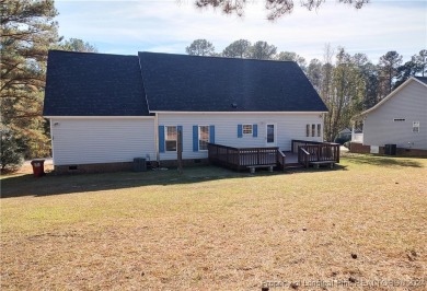 If you are looking for a gated community with water, fishing on Carolina Trace Country Club in North Carolina - for sale on GolfHomes.com, golf home, golf lot