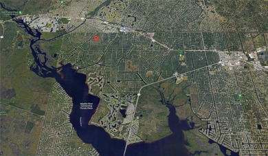 Great property for sale in Port Charlotte, that is conveniently on Sabal Trace Golf and Country Club in Florida - for sale on GolfHomes.com, golf home, golf lot