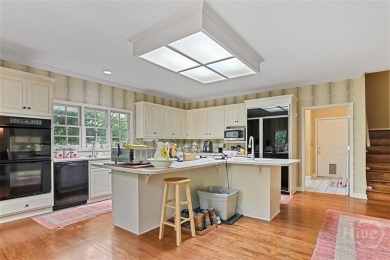 Welcome to 106 Baymeadow Point, a spacious home in the heart of on Southbridge Golf Club in Georgia - for sale on GolfHomes.com, golf home, golf lot