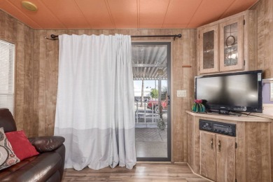 Vacant and ready for a contract! This cute 2 bedroom, 1.5 bath on Viewpoint Golf Resort in Arizona - for sale on GolfHomes.com, golf home, golf lot