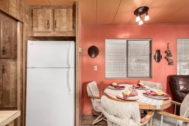 Vacant and ready for a contract! This cute 2 bedroom, 1.5 bath on Viewpoint Golf Resort in Arizona - for sale on GolfHomes.com, golf home, golf lot