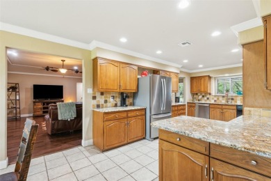 Sellers are motivated and offering $10,000 in concessions to use on De Cordova Bend Country Club in Texas - for sale on GolfHomes.com, golf home, golf lot