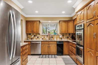 Sellers are motivated and offering $10,000 in concessions to use on De Cordova Bend Country Club in Texas - for sale on GolfHomes.com, golf home, golf lot