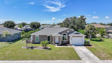Move-in ready 3-bedroom, 2-bathroom single-family home with on Duffys Golf Center in Florida - for sale on GolfHomes.com, golf home, golf lot