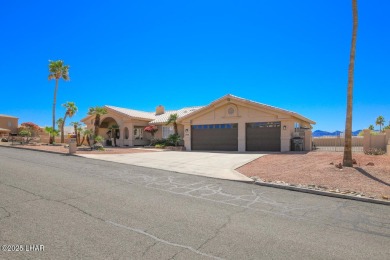 Located in the prestigious Lake Havasu Residential Estates, this on London Bridge Golf Course in Arizona - for sale on GolfHomes.com, golf home, golf lot