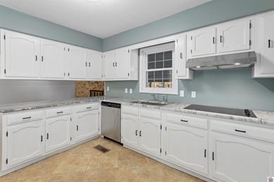 MOVE-IN READY!! You will LOVE this 4 BR, 2 BA  brick home on Mineral Mound Golf Course in Kentucky - for sale on GolfHomes.com, golf home, golf lot