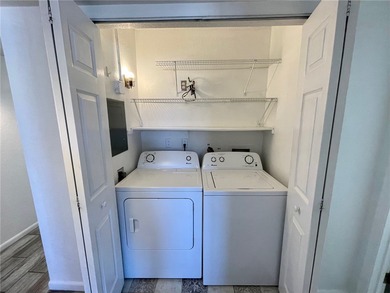Come check out this very cute, furnished 3 bedroom 2 bathroom on Cerbat Cliffs Golf Course in Arizona - for sale on GolfHomes.com, golf home, golf lot
