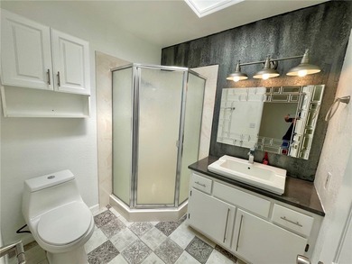 Come check out this very cute, furnished 3 bedroom 2 bathroom on Cerbat Cliffs Golf Course in Arizona - for sale on GolfHomes.com, golf home, golf lot