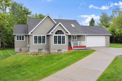 Welcome to 306 Meister Rd - a beautifully updated 3 bed, 2.5 on Ramshorn on the Lakes in Michigan - for sale on GolfHomes.com, golf home, golf lot