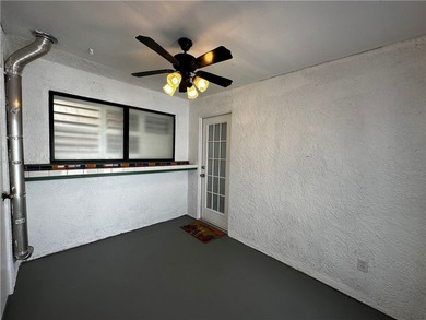Come check out this very cute, furnished 3 bedroom 2 bathroom on Cerbat Cliffs Golf Course in Arizona - for sale on GolfHomes.com, golf home, golf lot