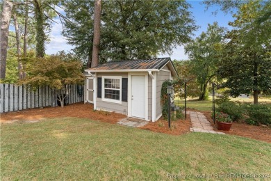 Stunning executive home in an ideal location! Conveniently on Highland Country Club in North Carolina - for sale on GolfHomes.com, golf home, golf lot