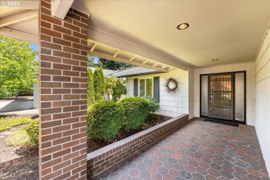 Located on the 8th fairway of the Summerfield Golf Course, this on Summerfield Golf and Country Club in Oregon - for sale on GolfHomes.com, golf home, golf lot