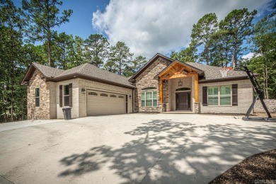 Quality built by Renaissance Homes, this energy efficient all on Ponce De Leon Golf Course in Arkansas - for sale on GolfHomes.com, golf home, golf lot