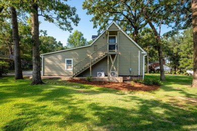 Beautiful colonial Williamsburg home sits on estate size lot on on Pleasant Valley Country Club in Arkansas - for sale on GolfHomes.com, golf home, golf lot