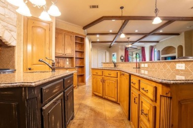 Are you a golfer? Imagine walking up to Thorntree golf course in on Thorntree Country Club in Texas - for sale on GolfHomes.com, golf home, golf lot