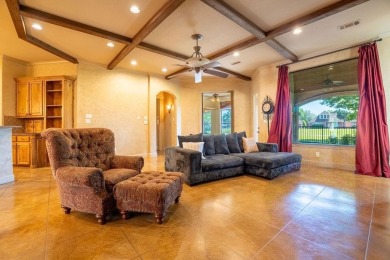Are you a golfer? Imagine walking up to Thorntree golf course in on Thorntree Country Club in Texas - for sale on GolfHomes.com, golf home, golf lot