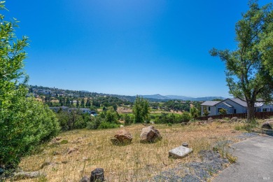 BUILD YOUR DREAM HOME on a full acre lot overlooking the Ted on Fountaingrove Golf and Athletic Club in California - for sale on GolfHomes.com, golf home, golf lot